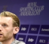 "Combien de temps vais-je rester ? Vingt minutes environ" : Edward Still plaisante sur son avenir à Anderlecht