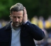 Grosse frayeur pour Rik De Mil face à Anderlecht : voici pourquoi il a dû quitter son banc en plein match