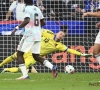 🎥 Maarten Vandevoordt arrête un pénalty contre d'une ancienne star de Pro League aujourd'hui au PSV !