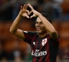 Bacca marque d'un superbe coup du foulard