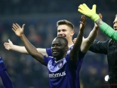 🎥 Accueilli en héros à l'aéroport : à 32 ans, Frank Acheampong déchaîne les passions dans son nouveau club