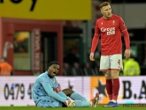 Ceci n'est pas du football : au bout de l'ennui, le Standard partage et peut remercier Matthieu Epolo