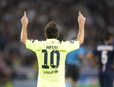 Messi touché par une bouteille en plastique