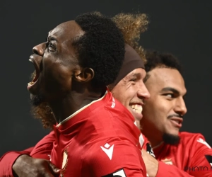 INCROYABLE : le match entre le Standard et l'Antwerp arrêté