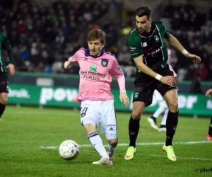 Anderlecht assure l'essentiel au Cercle (0-2) et revient à quatre points du Club 