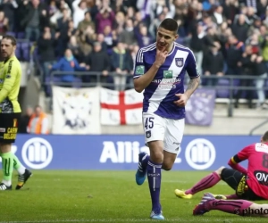 Aleksandar Mitrovic déverrouille la défense carolorégienne (1-0) 