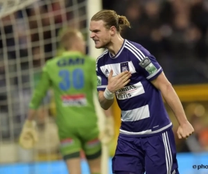 Gillet quitte le Parc Astrid en pleurs pendant que les Mauves finissent l'année en beauté