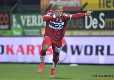 Des Zèbres timorés ne passent pas l'obstacle des Eperons d'Or