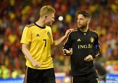 Son sourire en dit long : Dries Mertens sait-il où Kevin De Bruyne signera la saison prochaine ?