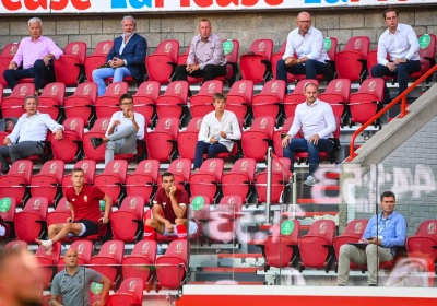 Scène polémique lors du match du Standard avec la présence de...Didier Reynders dans les tribunes de Sclessin