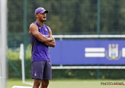 🎥 Anderlecht officialise la nomination de Kompany: "Le numéro 4, c'est terminé. Je suis prêt"