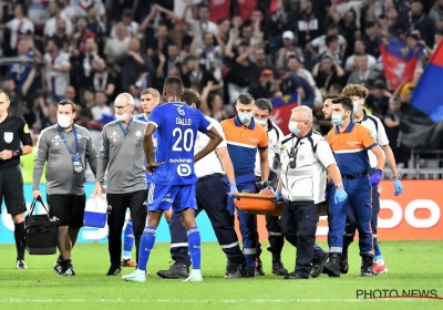 Le capitaine de Matz Sels s'est effondré sur le terrain, mais son état est rassurant
