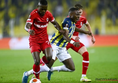 Samatta, buteur contre son ancien club, justifie son choix: "La Belgique est ma maison"