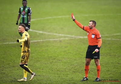 🎥 La frustration de Noa Lang : il s'en est pris à un symbole du Cercle