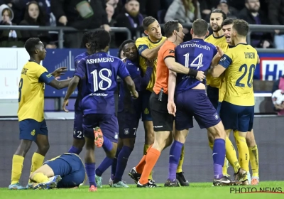 Les 11 pour ce premier derby bruxellois de la saison, avec plusieurs recrues alignées des deux côtés 