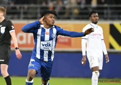 🎥 Gift Orban n'a fait aucun cadeau aux défenseurs d'Anderlecht 