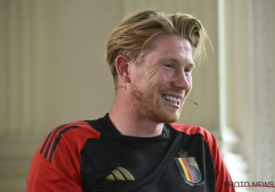 🎥 "S'agit-il de vos adieux ?" : le coup de com' génial de Kevin De Bruyne, au centre d'une...fausse conférence de presse