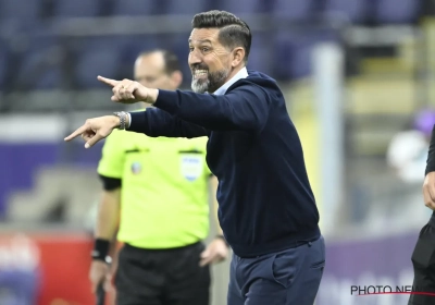 "C'est injuste" : une légende d'Anderlecht prend la défense de Besnik Hasi