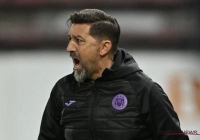 Virer Besnik Hasi, la solution ? Une légende d'Anderlecht fait le point