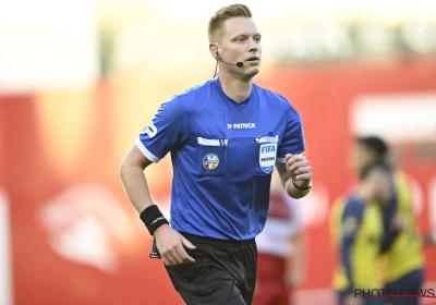 🎥 De quoi s'arracher les yeux : l'arbitre Lothar D'Hondt offre une passe décisive à l'Union