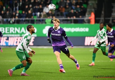 📷 Le risque est réel : un vif débat entoure l'Anderlechtois Nathan De Cat