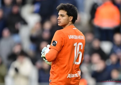 De gardien numéro 3... à titulaire contre Arsenal, Dani van den Heuvel se confie : "J'étais mentalement prêt"