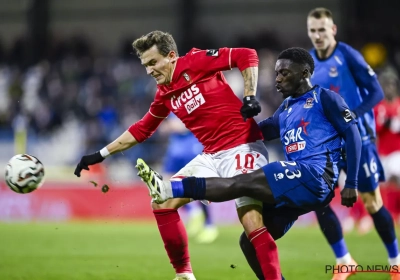 "Ils n'ont rien à fêter" : Dennis Ayensa s'en prend violemment à Dender après l'élimination du Standard