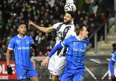 Les Zèbres pris à froid ! Suivez Charleroi - Genk en direct commenté