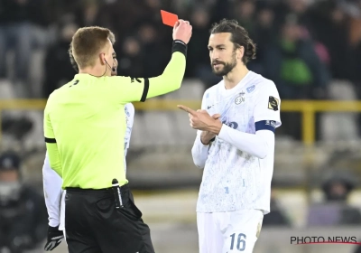 Burgess finit l'année sur une rouge, l'Union sur les genoux : le Club de Bruges n'est plus qu'à un point