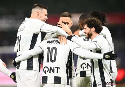 Moteur de Charleroi à Anderlecht, mais suspendu contre le Standard : "Il fallait que ça arrive"