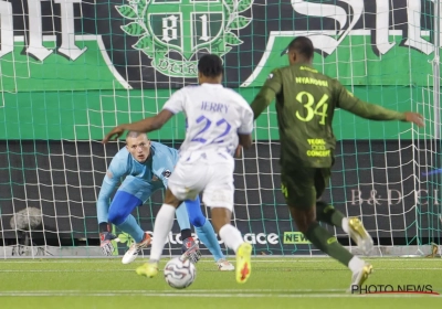 Le gardien d'OHL furieux contre le terrain de la RAAL : "C'est dangereux, la Pro League doit réagir"
