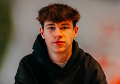 OFFICIEL : un jeune talent belge signe son premier contrat professionnel avec un club de Pro League