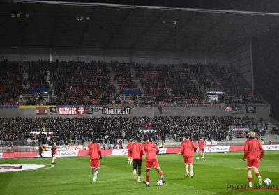 Comme l'Easi Arena de la RAAL, la tribune 2 du Bosuil est déjà critiquée : "Ce n'est pas tenable"