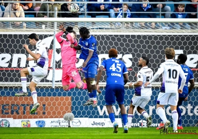 Colin Coosemans est furieux et blâme... Hein Vanhaezebrouck pour le penalty de La Gantoise