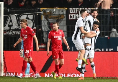 Lawrence à sauver, un entrejeu aux abois et une attaque médiocre : les notes du Standard à Charleroi