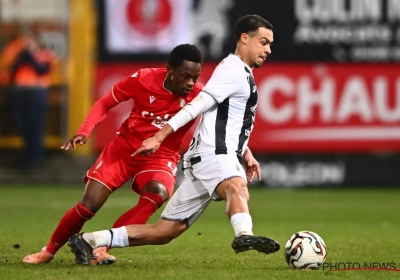 Pflücke fait tourner Mohr en bourrique, Khalifi taille patron : les notes de Charleroi contre le Standard