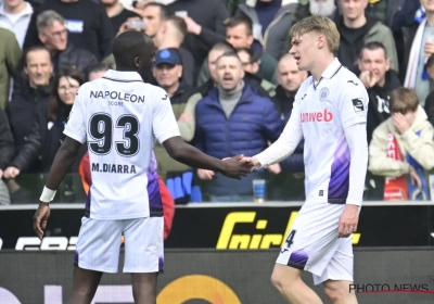 🎥 "Rarement vu un jeune aussi fort depuis Kompany" : Nathan De Cat fait sensation sur les réseaux sociaux