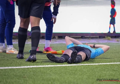 🎥 Le chaos en P1 Hainaut : un arbitre se roule par terre après une simulation magistrale