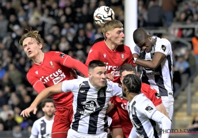 L'incarnation de la mentalité carolo contre le Standard : "J'essaie de transmettre ça aux joueurs"