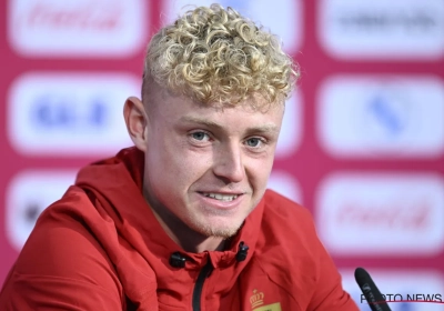 Joaquin Seys souffre à l'entraînement : "Doku est au niveau de Lamine Yamal"