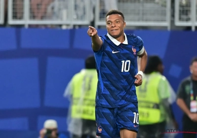 Portée par Mbappé et Olise, la France déroule contre la Suède et file en 1/8e de finale