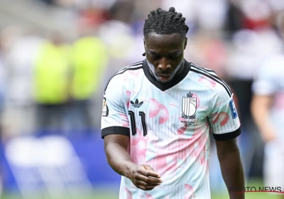 "Je ne pouvais pas bouger, j'avais envie de pleurer" : Doku évoque ses difficultés à la Coupe du Monde 2026