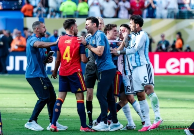 🎥 Bagarre générale au coup de sifflet final : l'incroyable pétage de plomb de Paredes, exclu après la finale
