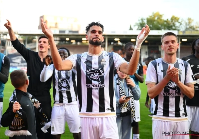 "Il va peut-être encore y avoir un ou deux mouvements" : la priorité de Charleroi pour la fin du mercato