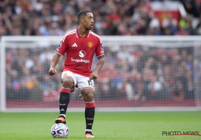Youri Tielemans salué par la presse anglaise : "Il a peut-être livré ses 45 meilleures minutes à Old Trafford"