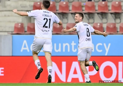 Le Sporting Charleroi rebondit et inflige sa première défaite à Zulte Waregem