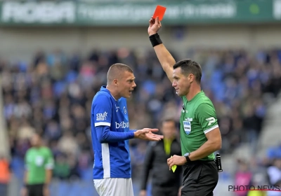 Un ancien arbitre n'épargne pas l'arbitrage de Genk - Standard : "L'UEFA n'aurait pas apprécié"
