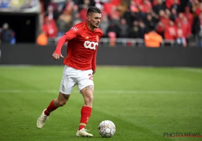 Lestienne ne se plaignait pas de la décision du VAR : "Un centimètre, ça compte"