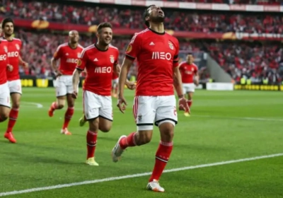 Benfica met la Juve sous pression