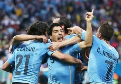 Suarez envoie les Anglais à la maison